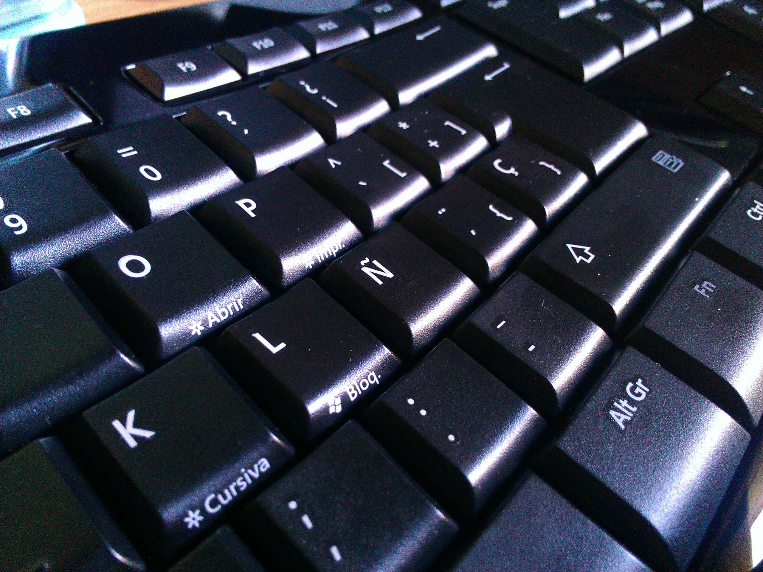 Microsoft Confort Curve Keyboard 3000: un teclado para dominarlos a todos